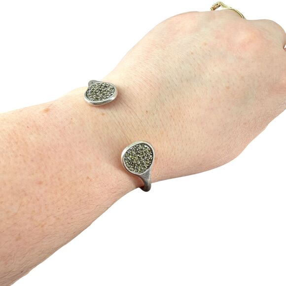 J. Jill Metal Hinge Cuff Bracelet Silver Tone Circle Faceted Glass Pavé Cluster - Picture 3 of 8